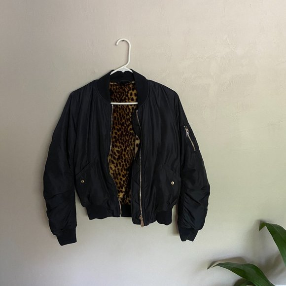 NWOT Navy Topshop Bomber Jacket with Cheetah Print - Picture 3 of 4